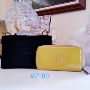 Auth Chanel CC Bifold Wallet